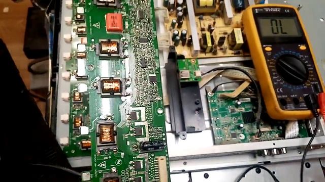 Телевизор Mystery MTV-2607W, ДОЛГО ВКЛЮЧАЕТСЯ .