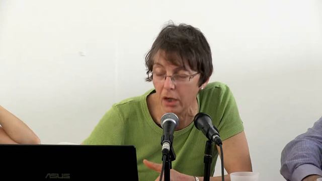 Xerrada: "La dimensió internacional de l'economia social i solidària" смотреть онлайн