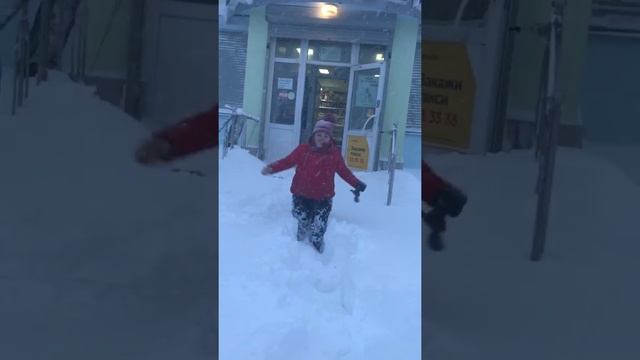 В южном сахалине столько снега 2018.01.10 смотреть онлайн