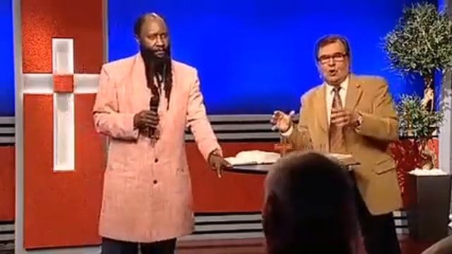 СЛАВА ГОСПОДНЯ ПРИГОТОВЛЯЕТ НАС ДЛЯ ВОСХИЩЕНИЯ -ТВ7- ФИНЛЯНДИЯ - БОЖИЙ ПРОРОК ДР. ДАВИД ОВУОР смотреть онлайн