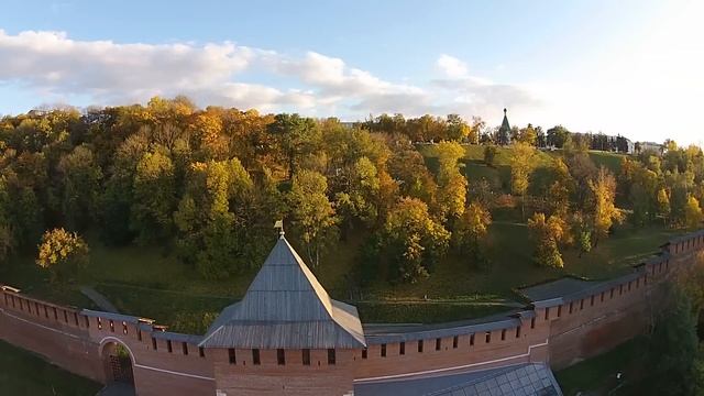 Памятник Петру I у Зачатской башни смотреть онлайн