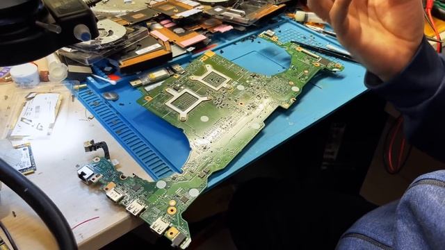 МНООООГО ВИДЕОКАРТ RX 580 \\ ПОЧИНЕНЫЙ ASUS STRIX \\ СЕРВЕРНАЯ МАТЬ В ОФИСНОМ КОРПУСЕ?\\ ЕЖЕ61 смотреть онлайн