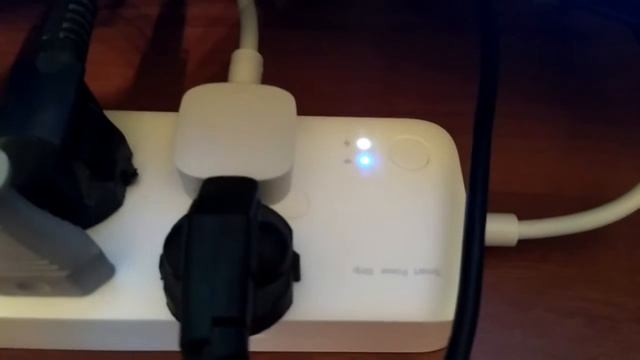 Xiaomi Mi Power Strip Wi-Fi удлинитель с 6 розетками смотреть онлайн