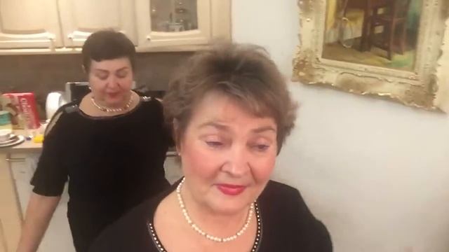 Танцы обниманцы у Гали ! Москва смотреть онлайн