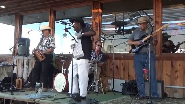 Zydeco Mudbugs with Benny Gibbs смотреть онлайн