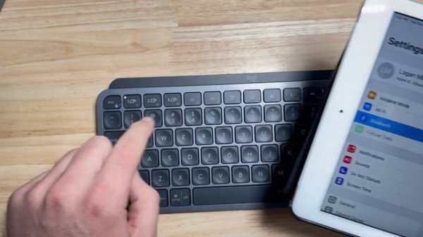 How to Setup Logitech MX Keys Mini with iPad