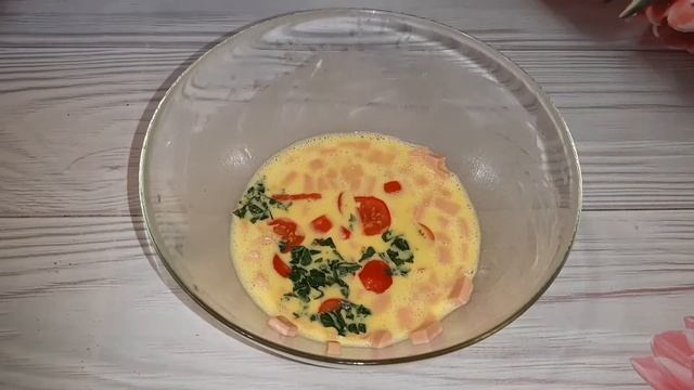 Готуємо смачний Омлет на сніданок смотреть онлайн