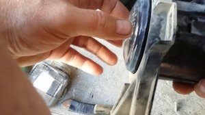 замена стекла ПТФ на Ниссан Жук