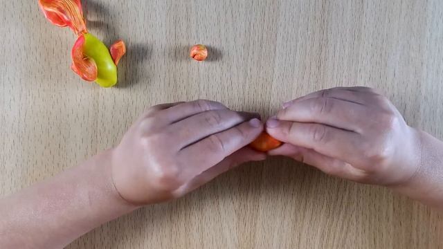 Поделка по сказкам Пушкина. ЗОЛОТАЯ РЫБКА. Лепка из пластилина смотреть онлайн