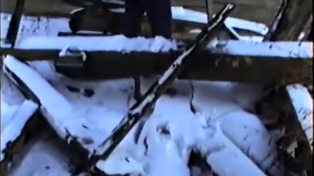 Вход в храм Вознесения Господня. 1989 г. Село Воскресенское. смотреть онлайн