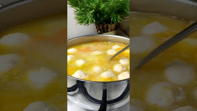 Сливочно-сырный суп с фрикадельками смотреть онлайн