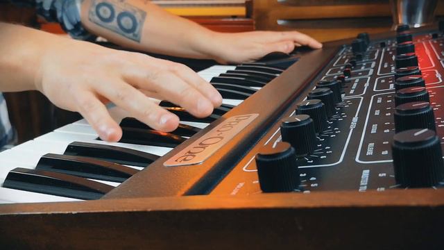 To the Top (Keyboard tracks) смотреть онлайн