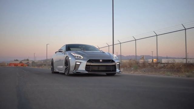 1st Nissan GTR Topsecret R35 in the US ( Apexzilla ) смотреть онлайн