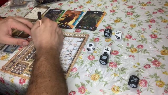 Board Game - Paper Dungeons -  Desafio Março - Meeple Br