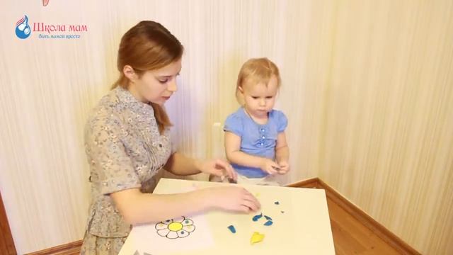 Детское творчество. Поделка из пластилина с малышом. смотреть онлайн