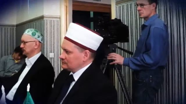 Зачем слушать других? Мы же собрались, чтобы обвинять... смотреть онлайн