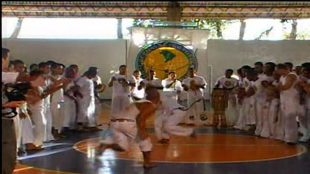 Axé Capoeira | Art Of Balance смотреть онлайн