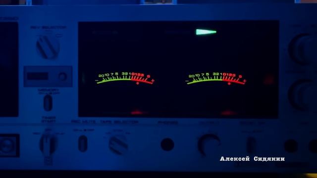 Самый красивый кассетный магнитофон AKAI смотреть онлайн