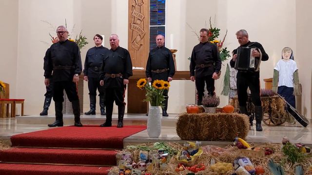 Don Kosaken - По Дону гуляет казак молодой