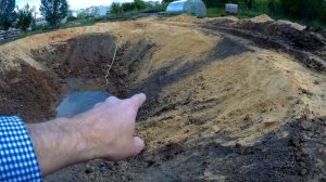Как выкопать пруд. Копаем свой пруд на участке. Пруд из пленки. Бутилкаучуковая пленка.