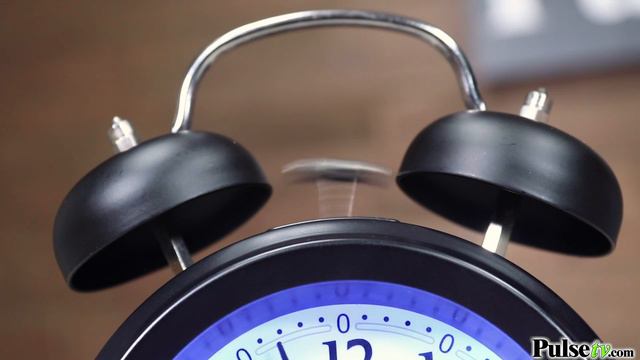 Classic Twin Bell Alarm Clock with LED Lights смотреть онлайн