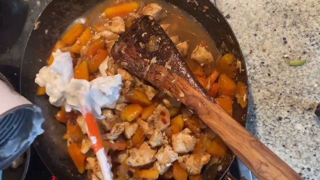 World cooking: Solomon Islands: Poi; papaya chicken; & cassava pudding смотреть онлайн