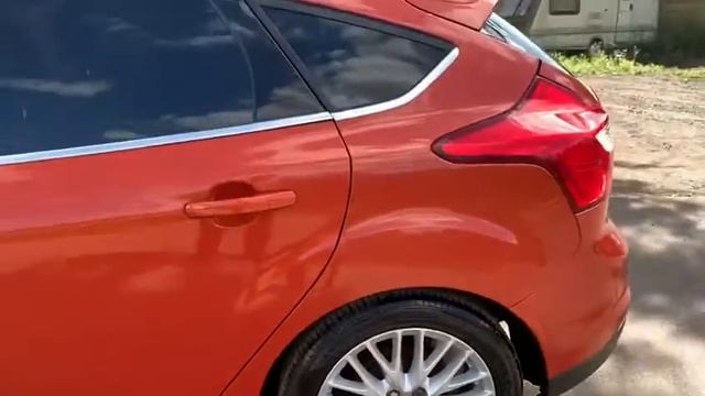 Ford Focus 1.6 Ti-VCT Zetec 5dr смотреть онлайн