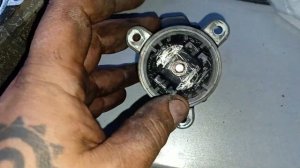 Клапан EGR пежо/ситроен 1.6hdi, немає тяги, збільшений розхід, чорний дим. Чистка ЕГР