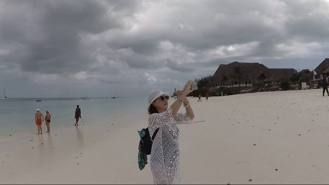 ЗАНЗИБАР ЧАСТЬ 2 ПЛЯЖ НУНГВИ смотреть онлайн