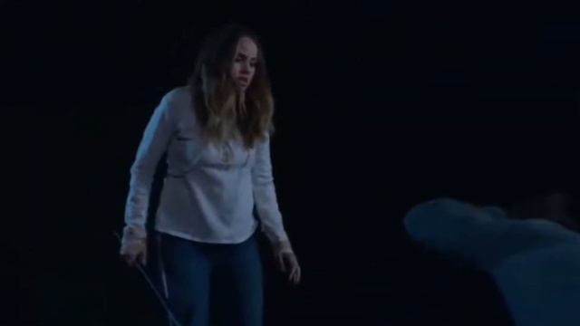 Insatiable | Bellyache смотреть онлайн