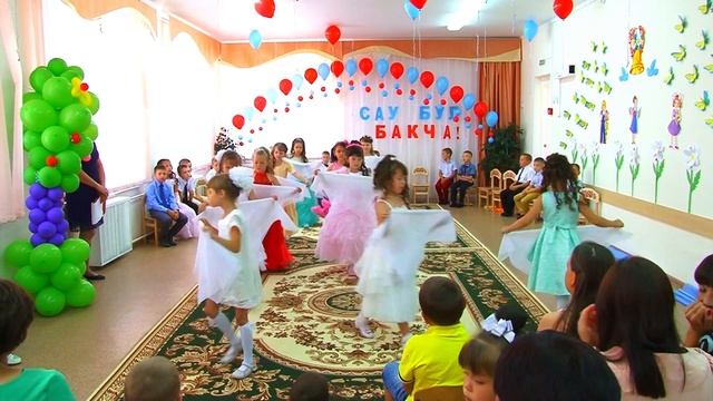 Танец девочек на выпускном 2016 дет сада " Шатлык " смотреть онлайн