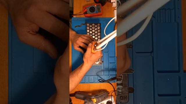 Аккумулятор для электровелосипеда 48v 16Ah BMS 30A смотреть онлайн