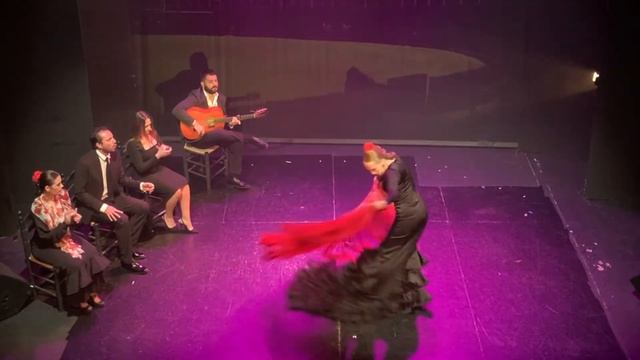 La Popi "Soleá con bata y mantón". (Teatro Flamenco Madrid) смотреть онлайн