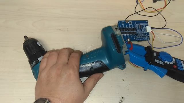 Тест качественных и не качественных плат BMS 3S и 4S смотреть онлайн