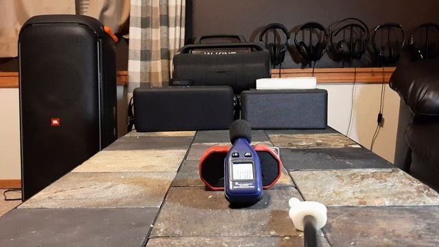 XDobo X8 Max ? X8 Plus Indoor Bluetooth Speaker Comparison ? EQ2 & 3. Is the Max Really Better? смотреть онлайн
