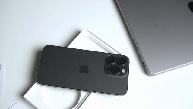 Обзор iPhone 15 PRO MAX Black Titanium смотреть онлайн