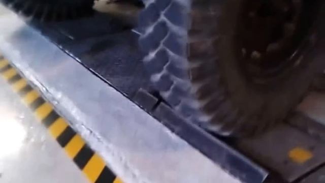 Renault 2067 4x4 de Pennes-le-sec conservé par ASPIRO 26 смотреть онлайн