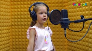 Детская песня - Кошка Беспородная | Академия Голосок | Ксюша Тоторина (6 лет)