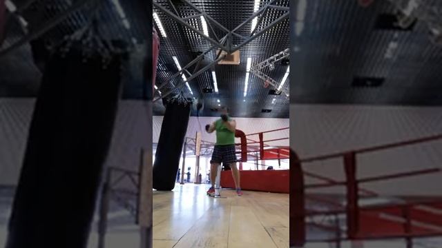 Груша на растяжках (резинка) смотреть онлайн