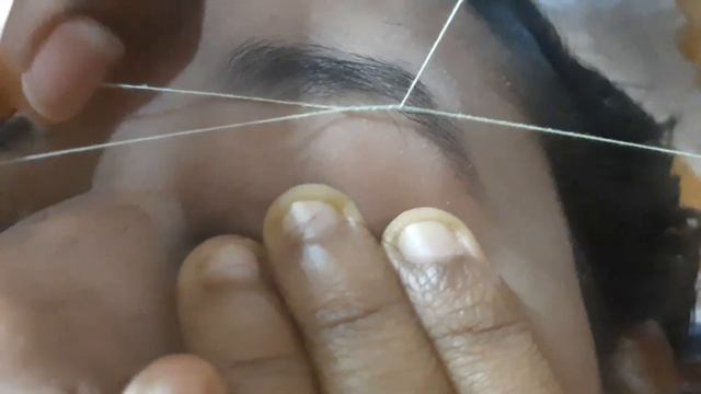 Soft Arch Eyebrow Tutorial ||part-8 ||Soft Angled Eyebrows||Forehead threading @ soma'sbeautyroom смотреть онлайн
