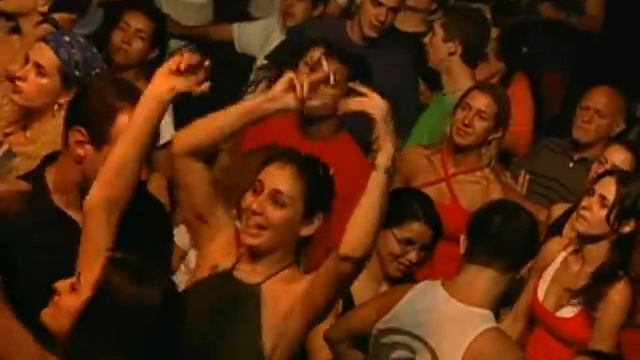 Ara Ketu - Fuzarca (Barata) (Live Video) смотреть онлайн