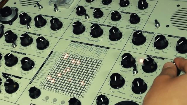 Scoring a Sci-Fi Movie That Doesn't Exist With SYNTRX смотреть онлайн
