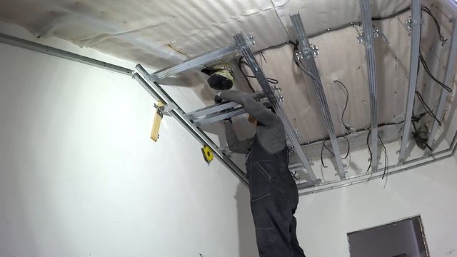 Сложный потолок из гипсокартона на мансарде. Часть-1. смотреть онлайн