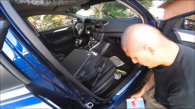 2016 Nissan Sentra Cabin Filter replacement смотреть онлайн