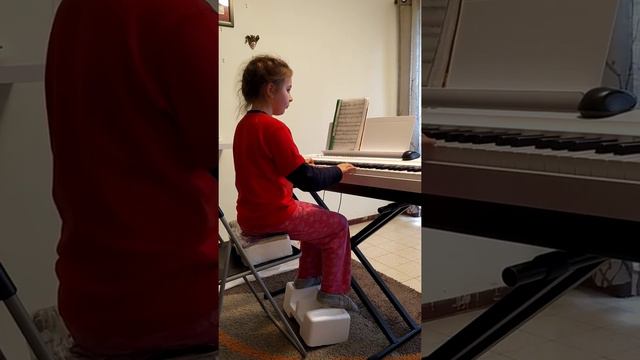 Песня бенди на пианино 1 часть смотреть онлайн