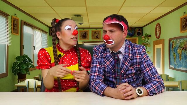 Служебный транспорт или зачем автомобиль?Советуем его посмотреть. смотреть онлайн