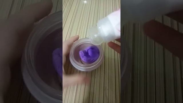 как размягчить ЛЁГКИЙ ПЛАСТИЛИН? в домашних условиях ( без крахмала) смотреть онлайн