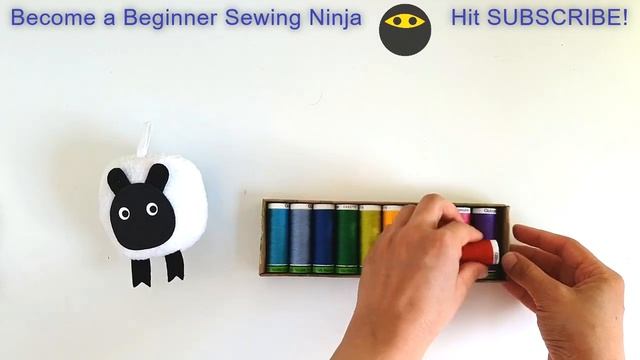 How to sew a neckline for beginners | Easy mini sewing machine tutorial! смотреть онлайн