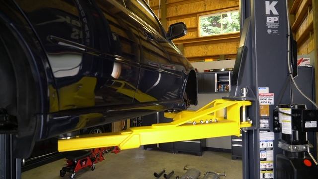 2005 Subaru Legacy GT Wagon Gets STRIPPED Of All Suspension Parts! смотреть онлайн