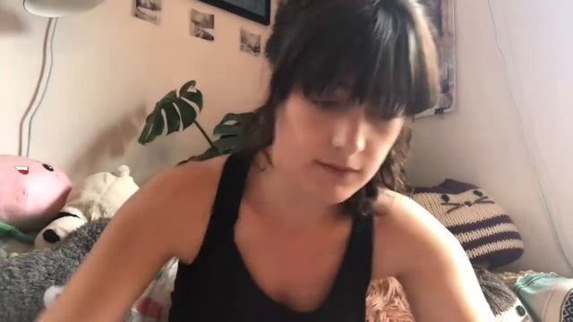 Running Dairies Ep 14 | How I Get Ready For A Long Run | Gretchen Holzgang